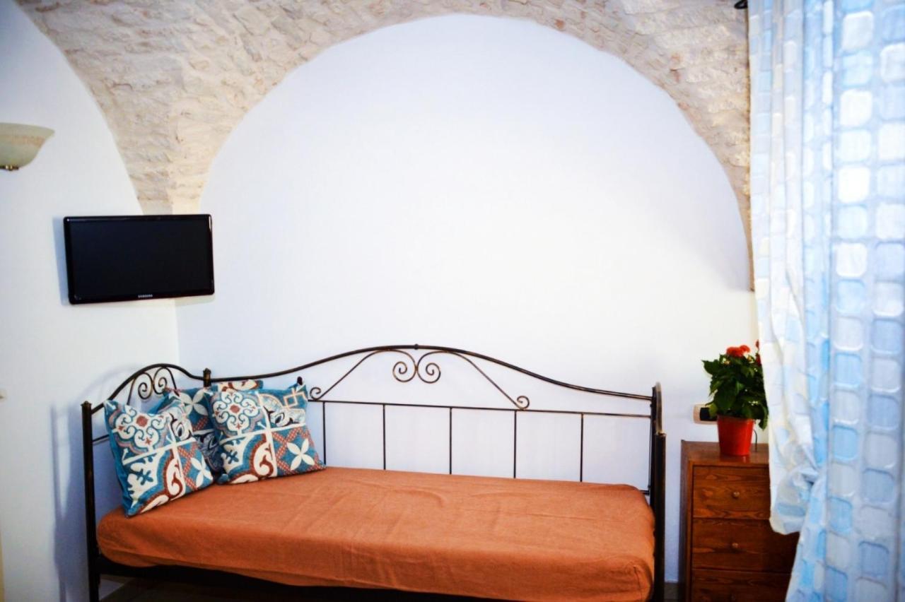 הוילה מרטינה פרנקה 2D La Bellezza Del Centro Storico A 2 Passi מראה חיצוני תמונה
