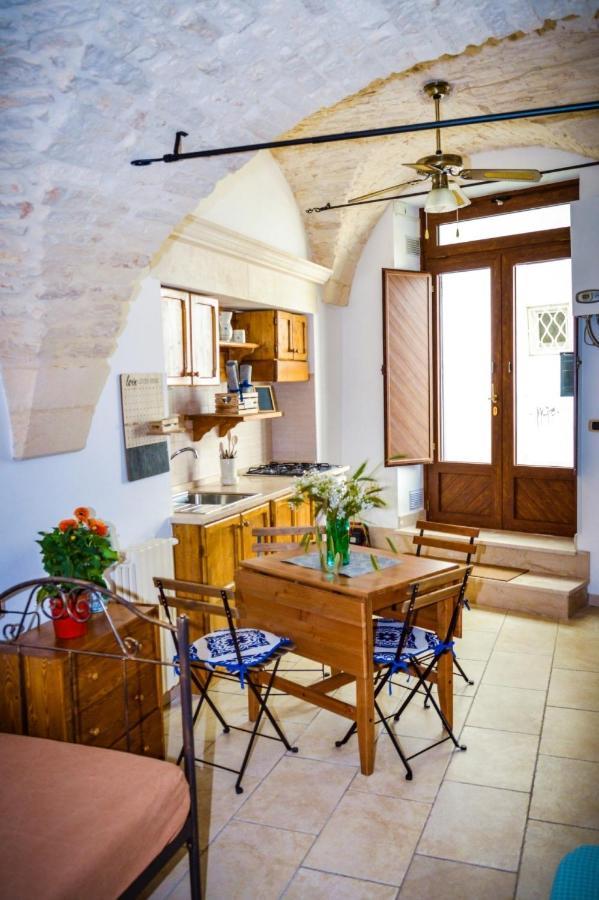 הוילה מרטינה פרנקה 2D La Bellezza Del Centro Storico A 2 Passi מראה חיצוני תמונה