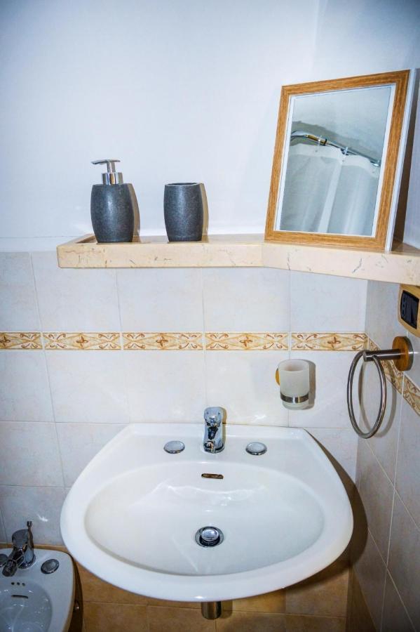 הוילה מרטינה פרנקה 2D La Bellezza Del Centro Storico A 2 Passi מראה חיצוני תמונה