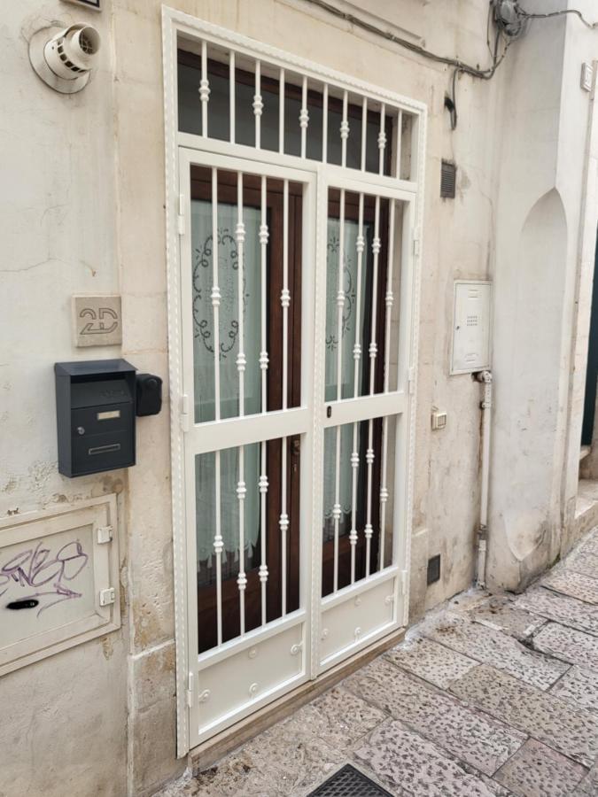 הוילה מרטינה פרנקה 2D La Bellezza Del Centro Storico A 2 Passi מראה חיצוני תמונה